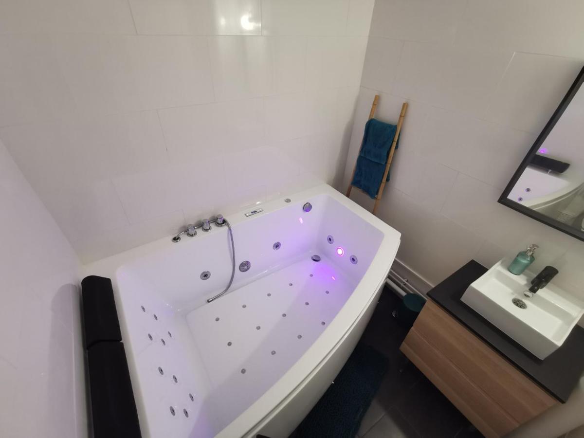 Suite Perla - Balneo Et Sauna Le Mee-sur-Seine Luaran gambar